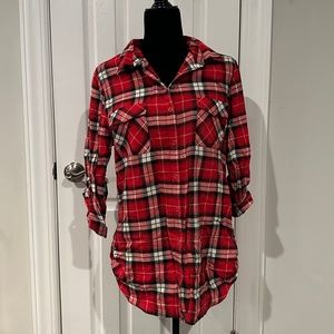 Red 3-4 sleeve button up